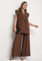 Brązowy Garnitur Dwurzędowa Kamizelka i Szerokie Spodnie Iffera. Brązowe kamizelki damskie Born2be, bez wzorów, eleganckie. Za 189.99 zł.