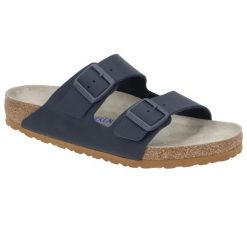 Klapki unisex Birkenstock Arizona Regular. Niebieskie klapki damskie Birkenstock, bez wzorów, z materiału, bez obcasa. Za 277.00 zł.