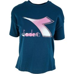 Koszulka damska DIADORA L.T-SHIRT SS LUSH. Czerwone bluzki sportowe damskie Diadora, l, bez wzorów, bez ramiączek. Za 49.99 zł.