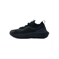 Koszulka Under Armour GS PHANTOM 4. Zielone t-shirty damskie Under Armour, bez wzorów, z materiału, bez kołnierzyka. Za 474.55 zł.