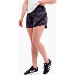 Spodenki sportowe damskie Nike Dri-FIT Strike. Czerwone spodenki sportowe damskie Nike. Za 101.00 zł.
