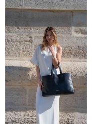 Maison héritage PARIS Skórzany shopper bag "Gianni" w kolorze czarnym - 48 x 30 x 11 cm rozmiar: onesize. Czarne shopper bag damskie maison héritage PARIS, bez wzorów, z materiału, na ramię, bez dodatków. Za 406.57 zł.