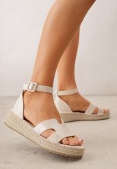 Beżowe Sandały VICES na Platformie z Plecionką i Wycięciami Helimis. Brązowe sandały damskie Renee, bez wzorów, z koronki, bez obcasa, na platformie. Za 99.99 zł.