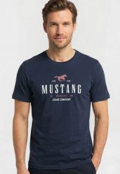Męski T-Shirt Mustang Style Alex C Print Dark Sapphire 1016683 4136. Niebieskie t-shirty męskie Mustang, m, bez wzorów, bez kołnierzyka. Za 69.99 zł.