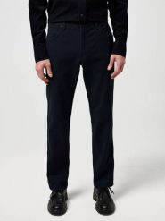 MĘSKIE SPODNIE WRANGLER GREENSBORO COLD STEEL 112372417. Spodnie materiałowe męskie Wrangler, bez wzorów, z jeansu. Za 219.99 zł.