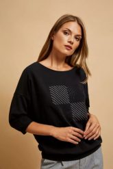 Bluza z rękawami 3/4 czarna. Czarne bluzy bez kaptura damskie MOODO, xs, z bawełny. W wyprzedaży za 49.99 zł.