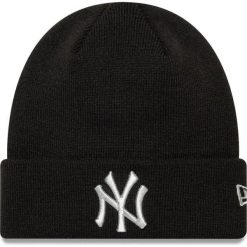 Czapka zimowa New Era Metallic New York Yankees black. Czarne czapki męskie New Era, na zimę, bez wzorów, wakacyjne. Za 129.99 zł.