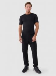 4F Spodnie treningowe szybkoschnące męskie - czarne XL. Czarne spodnie sportowe męskie 4f, z dzianiny. Za 229.99 zł.