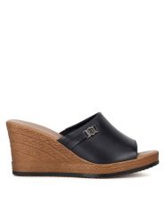 Lasocki Klapki WI23-283-10 Czarny. Czarne klapki damskie Lasocki, bez wzorów, z materiału, bez obcasa. Za 169.99 zł.