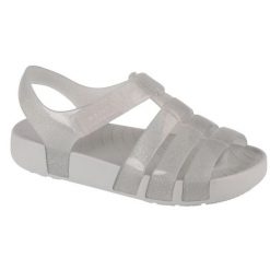Sandały Crocs Isabella Glitter Kids Sandal 209836-0IC bezbarwne. Sandały dziewczęce z materiału, z otwartym noskiem, bez zapięcia. Za 280.59 zł.