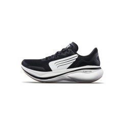 Buty do treningu biegowego TYR MAVERICK. Białe buty fitness męskie TYR, do biegania. Za 750.50 zł.