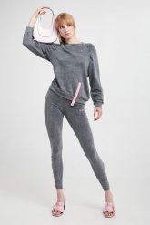 Legginsy EA7 EMPORIO ARMANI. Legginsy damskie EA7 Emporio Armani, s, bez wzorów. W wyprzedaży za 301.02 zł.