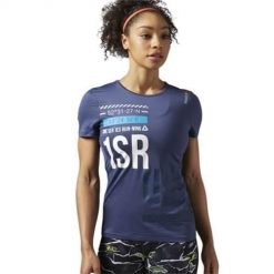 Koszulka treningowa damska Reebok S94253. Niebieskie t-shirty damskie Reebok, l, bez wzorów, z materiału, bez kołnierzyka. Za 175.00 zł.