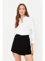 Trendyol Spódnico-spodenki w kolorze czarnym rozmiar: S. Czarne spódniczki damskie Trendyol, s, bez wzorów, z podwyższonym stanem, mini, proste. Za 56.95 zł.