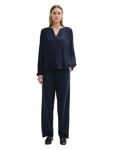 Tom Tailor Bluzka w kolorze granatowym rozmiar: 38. Niebieskie bluzki damskie Tom Tailor, s, bez wzorów, z wiskozy, klasyczne, bez kołnierzyka, bez ramiączek. Za 86.99 zł.