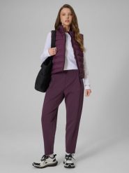 4F Spodnie dresowe damskie - fioletowe L. Fioletowe spodnie dresowe damskie 4f, l, bez wzorów, z dresówki. Za 159.99 zł.