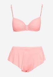Jasnoróżowe Bikini Góra z Regulowanymi Ramiączkami Ozdobionymi Cyrkoniami z Elastycznym Dołem w Zestawie Spodenki Kąpielowe z Gumką w Pasie Quilalia. Czerwone bikini damskie Born2be, z aplikacjami. Za 44.99 zł.