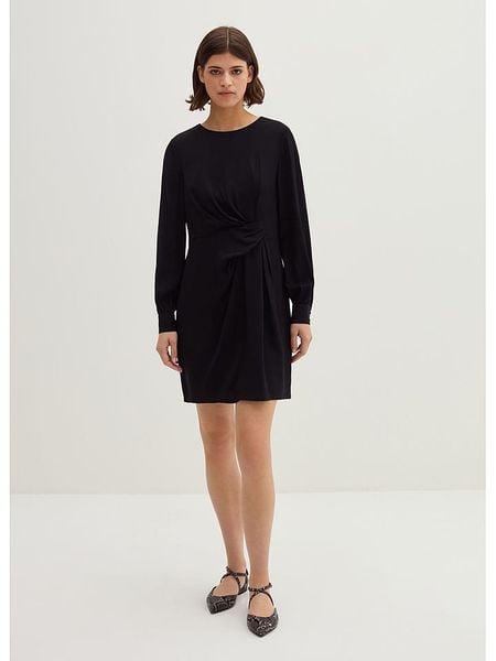 STEFANEL Sukienka w kolorze czarnym rozmiar: 44. Czarne sukienki damskie Stefanel, bez wzorów, z wiskozy, bez kołnierzyka, bez ramiączek, mini, rozkloszowane. Za 304.99 zł.
