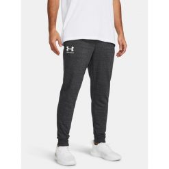 Spodnie męskie Under Armour Rival Terry Jogger. Szare spodnie sportowe męskie Under Armour. Za 180.00 zł.