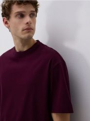 T-shirt boxy z merceryzowanej bawełny - brązowy. Brązowe t-shirty męskie Reserved, l, bez wzorów, z bawełny, bez kołnierzyka. Za 99.99 zł.