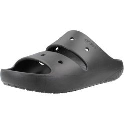 Sandały CROCS CLASSIC SANDAL V2 Czarny. Czarne sandały męskie Crocs, z gumy, bez zapięcia. Za 135.99 zł.
