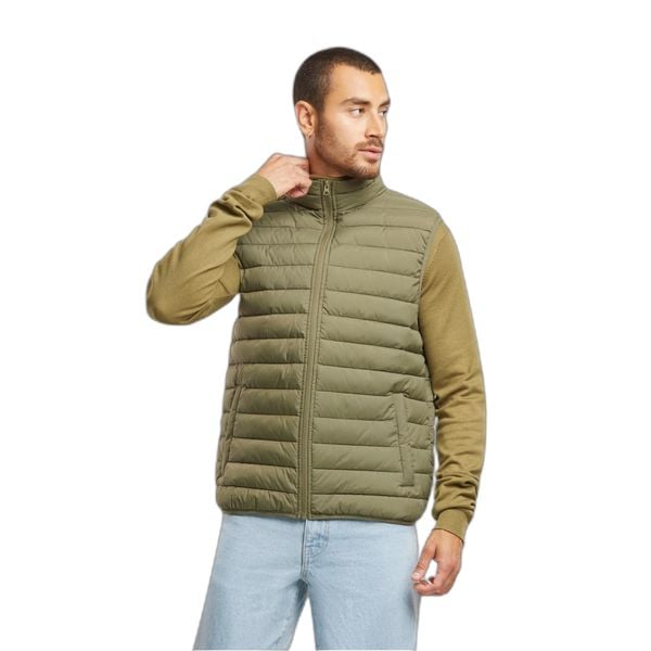 Podstawowa kamizelka puchowa Urban Classics. Zielone kamizelki męskie Urban Classics, m, z polaru. Za 244.50 zł.