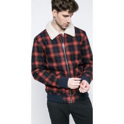 Tom Tailor Denim - Kurtka. Czerwone kurtki męskie Tom Tailor Denim, m, bez wzorów, z bawełny, bez kaptura. W wyprzedaży za 269.90 zł.