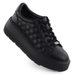 Skórzane półbuty damskie pikowane sneakersy na platformie czarne Filippo DP7285. Czarne półbuty damskie Filippo, bez wzorów, ze skóry, sportowe, bez obcasa, na koturnie. Za 173.99 zł.