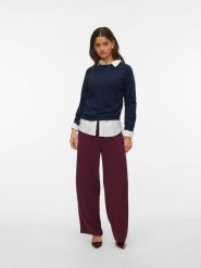 Vero Moda Spodnie w kolorze ciemnofioletowym rozmiar: M. Różowe spodnie materiałowe damskie Vero Moda, bez wzorów, z materiału. Za 95.92 zł.