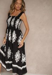 Czarna Rozkloszowana Sukienka z Wiskozy z Ornamentnym Motywem Aloxe. Czarne sukienki damskie Renee, na spotkanie biznesowe, na lato, l, bez wzorów, z wiskozy, bez kołnierzyka, bez ramiączek, maxi, rozkloszowane. Za 69.99 zł.