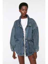 Trendyol Kurtka dżinsowa w kolorze niebieskim rozmiar: S/M. Niebieskie kurtki damskie Trendyol, m, bez wzorów, z bawełny, bez kaptura. Za 121.99 zł.