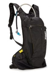 Thule Plecak "Vital" w kolorze czarnym - 8 l rozmiar: onesize. Czarne plecaki damskie Thule, bez wzorów, z materiału. Za 377.74 zł.