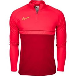 Bluza sportowa męska Nike Dri-FIT Academy 21 Drill Top. Czerwone bluzy bez kaptura męskie Nike, bez wzorów, sportowe, bez kołnierzyka, bez ramiączek. Za 112.00 zł.
