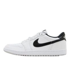 Buty sportowe Sneakersy męskie, Air 1 Low. Białe buty sportowe na co dzień męskie Jordan, z materiału, bez zapięcia, trekkingowe. Za 529.99 zł.