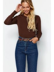 Trendyol Sweter w kolorze ciemnobrązowym rozmiar: M. Brązowe swetry klasyczne damskie Trendyol, m, prążkowane, bez kołnierzyka. Za 74.11 zł.