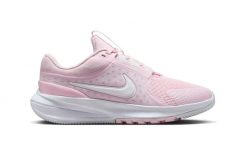 Buty sportowe biegowe Nike Star Runner. Czerwone buty sportowe na co dzień damskie Nike, bez wzorów, z materiału, do biegania. Za 200.99 zł.