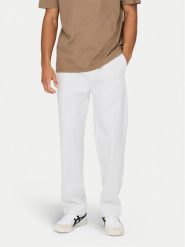 Only & Sons Spodnie materiałowe Sinus 22028267 Biały Loose Fit. Białe spodnie materiałowe męskie Only & Sons, bez wzorów, z bawełny. Za 148.67 zł.
