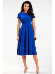 Awama Sukienka w kolorze niebieskim rozmiar: XL. Niebieskie sukienki damskie Awama, xl, bez wzorów, bez kołnierzyka, bez ramiączek, midi. Za 170.95 zł.