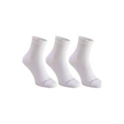 Skarpety sportowe RS160 3 pary. Białe skarpetki damskie ARTENGO, bez wzorów, z bawełny. Za 14.99 zł.