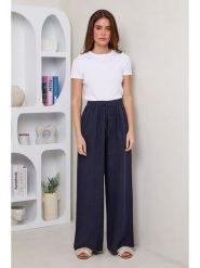 Le Monde du Lin Lniane spodnie w kolorze granatowym rozmiar: 38/40. Niebieskie spodnie materiałowe damskie Le Monde du Lin, bez wzorów, ze lnu. Za 173.99 zł.