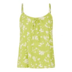 Koszulka damska Protest Fernie. Zielone bluzki damskie Protest, bez wzorów, bez kołnierzyka, bez ramiączek. Za 251.00 zł.