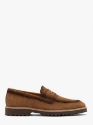 Welurowe mokasyny w stylu casual. Brązowe mokasyny męskie Ryłko, ze skóry. W wyprzedaży za 299.99 zł.