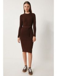 Happiness Istanbul Sukienka dzianinowa w kolorze ciemnobrązowym rozmiar: S/M. Brązowe sukienki damskie Happiness Istanbul, m, bez wzorów, z dzianiny, bez kołnierzyka, bez ramiączek, midi. Za 73.99 zł.