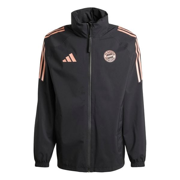Kurtka wodoodporna Bayern Munich Tiro 2024/25. Czarne kurtki męskie Adidas, l, bez wzorów, z materiału, bez kaptura. Za 507.50 zł.