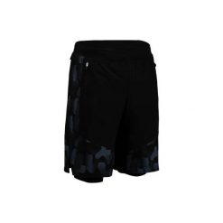 Spodenki fitness kardio FST 520 męskie. Czarne szorty męskie DOMYOS, l, z elastanu, na fitness i siłownię. W wyprzedaży za 54.99 zł.