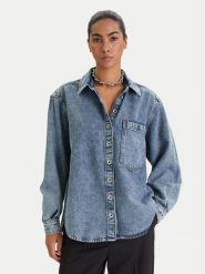 Patrizia Pepe Koszula jeansowa 8C0833/D108-CB05 Niebieski Regular Fit. Niebieskie koszule damskie Patrizia Pepe, bez wzorów, z jeansu, bez kołnierzyka, bez ramiączek. Za 1,119.00 zł.