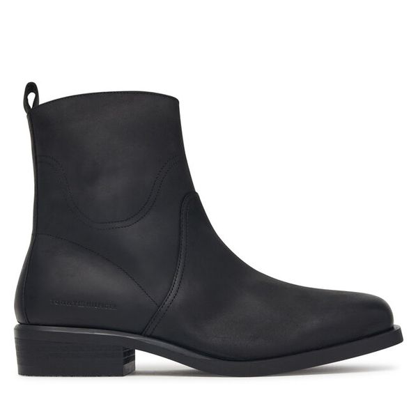 Botki Tommy Hilfiger. Czarne buty zimowe męskie Tommy Hilfiger, bez zapięcia. Za 949.99 zł.