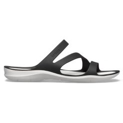 Klapki sportowe damskie Crocs Swiftwater Sandal. Białe klapki damskie Crocs, bez wzorów, bez obcasa. W wyprzedaży za 139.00 zł.