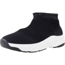 Buty VICTORIA 1151101V Czarny. Czarne obuwie treningowe damskie VICTORIA, na fitness i siłownię. Za 144.99 zł.