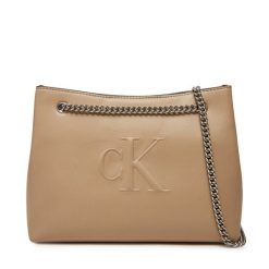 Torebka Calvin Klein Jeans. Brązowe torebki klasyczne damskie Calvin Klein Jeans, bez wzorów, z jeansu, wizytowe, bez kołnierzyka, bez ramiączek. Za 269.99 zł.